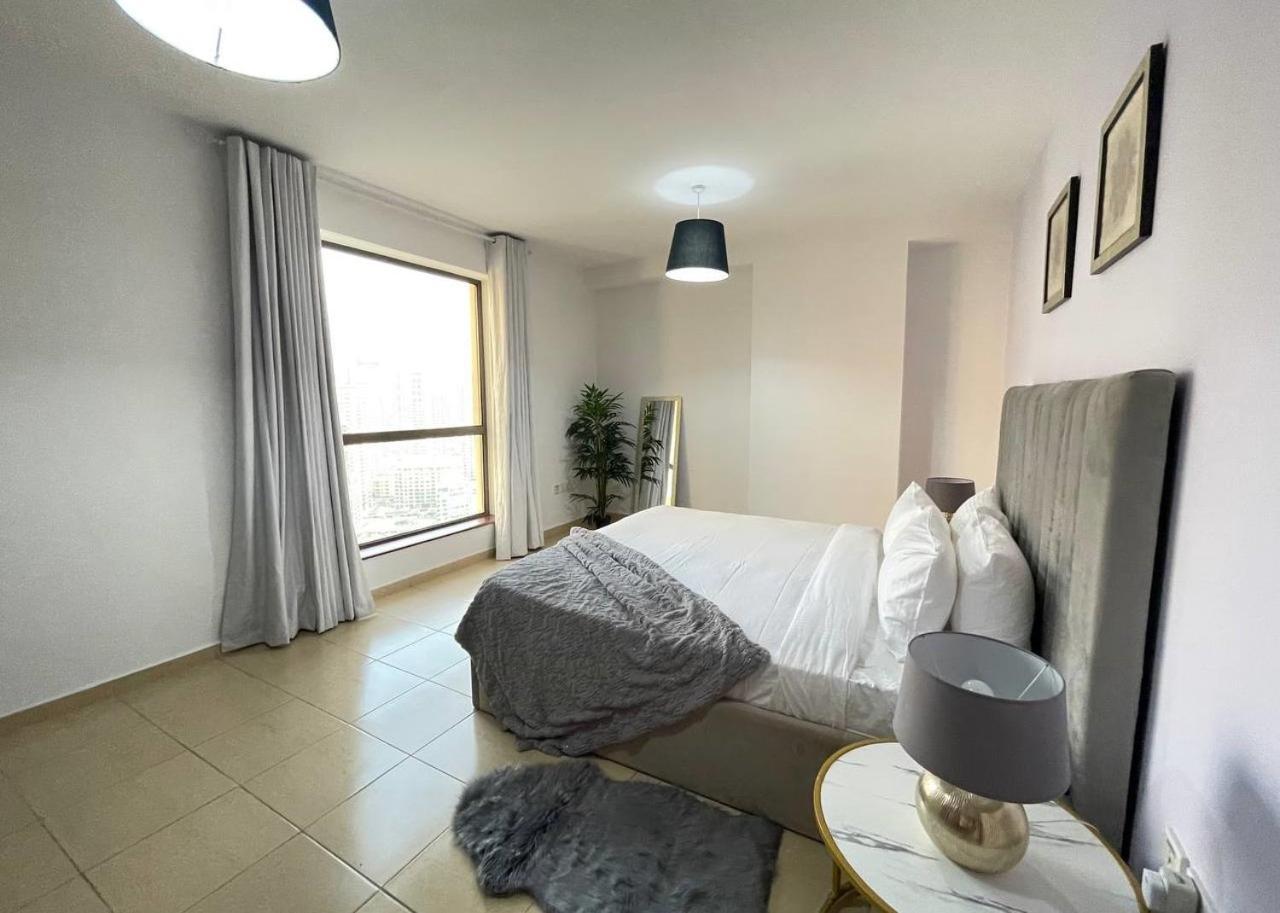 Luxury Jbr Apartments , Beach , Pool , Parking Dubaj Kültér fotó