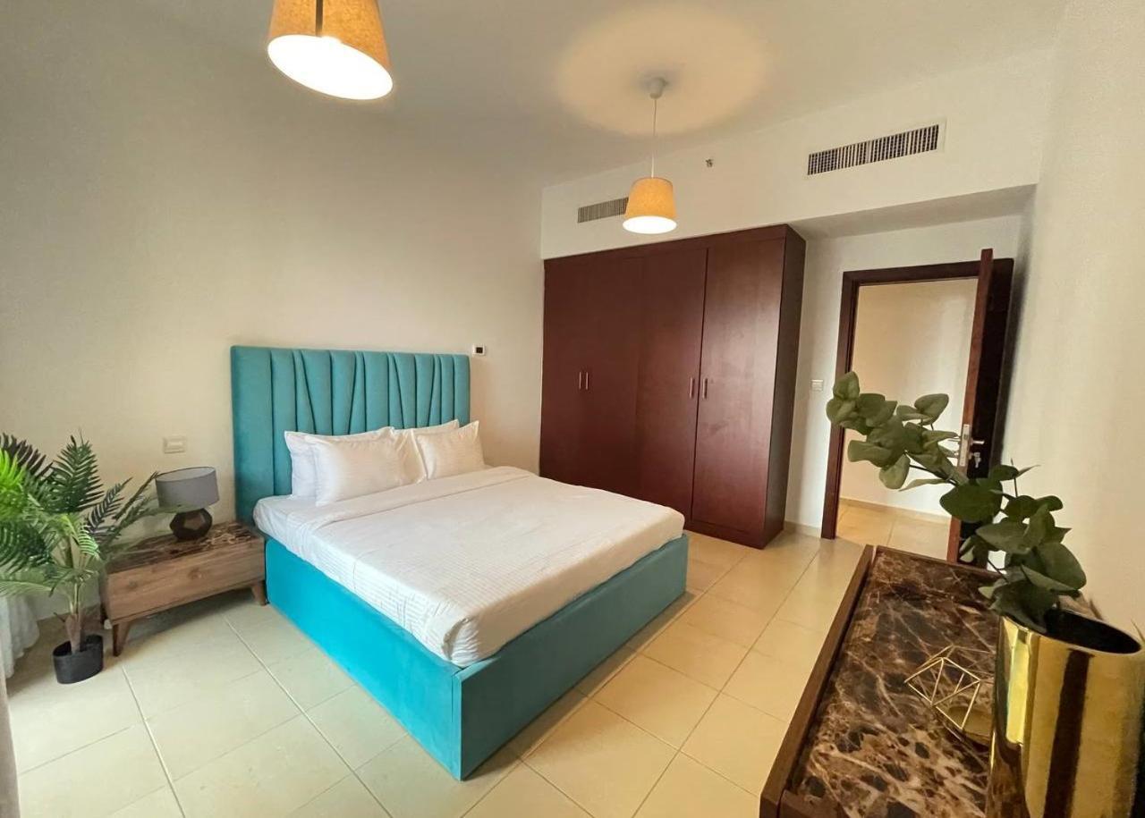 Luxury Jbr Apartments , Beach , Pool , Parking Dubaj Kültér fotó